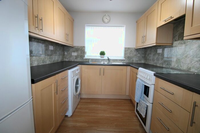 2 Bedroom Flat To Rent In Cypress Gate, Chapeltown, Sheffield, South Yorkshire, S35