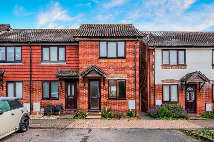 1 Bedroom Semi-Detached House To Rent In Godwin Close, Ewell, Epsom, KT19