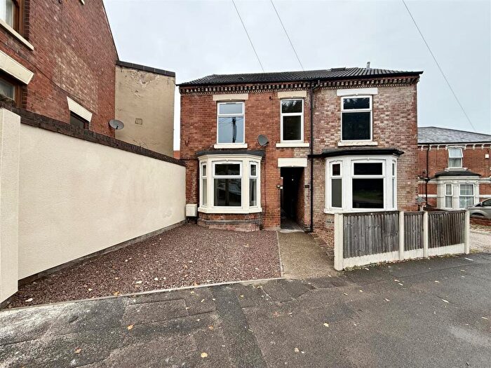 3 Bedroom Semi Detached House To Rent In Station Road, Ilkeston, DE7