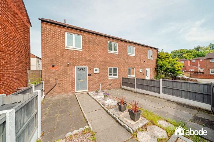 3 Bedroom Semi-Detached House For Sale In Cumberland Gate, Bootle, L30
