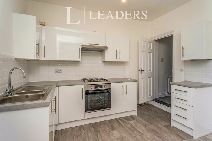 3 Bedroom Terraced House To Rent In Manor Road, Portsmouth, PO1