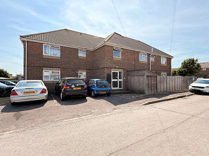2 Bedroom Flat For Sale In Flat A, Southwood Road, Hayling Island, Hampshire, PO11