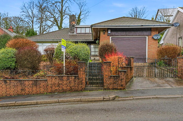 2 Bedroom Detached Bungalow For Sale In Park Gardens, Blaenavon, NP4