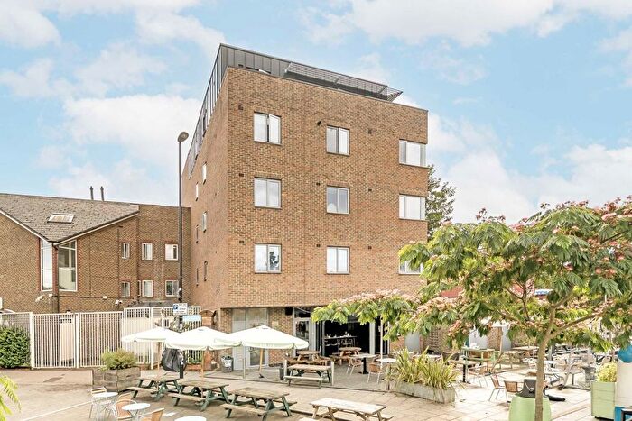 2 Bedroom Flat To Rent In Coulgate Street, Brockley, SE4