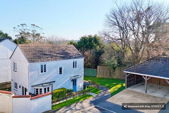 3 Bedroom Detached House For Sale In Round Ring Gardens, Penryn, TR10