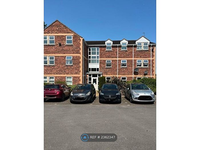 2 Bedroom Flat To Rent In Talbot Street, Normanton, WF6