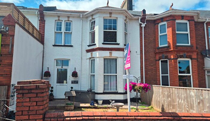 2 Bedroom Flat For Sale In Torquay Road, Paignton, TQ3