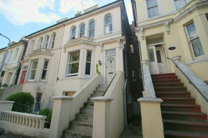 5 Bedroom Property To Rent In Inverness Terrace, Broadstairs, CT10