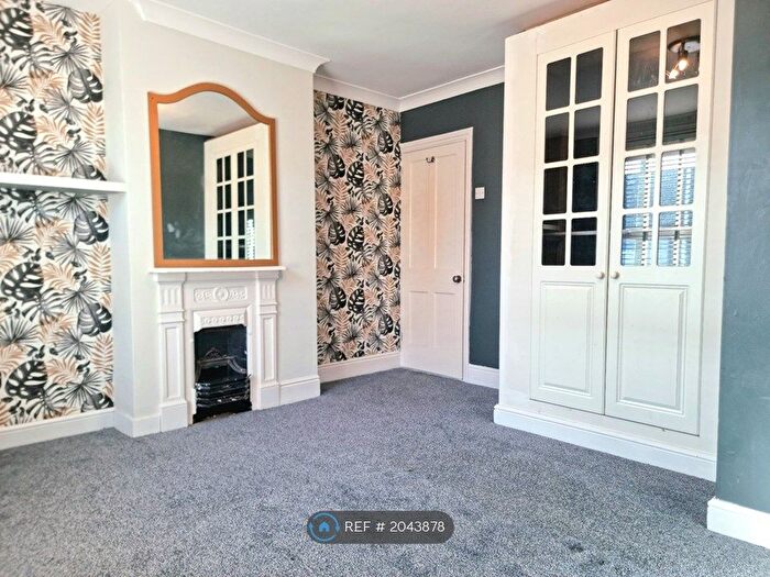 3 Bedroom Terraced House To Rent In Jervis Road, Portsmouth, PO2