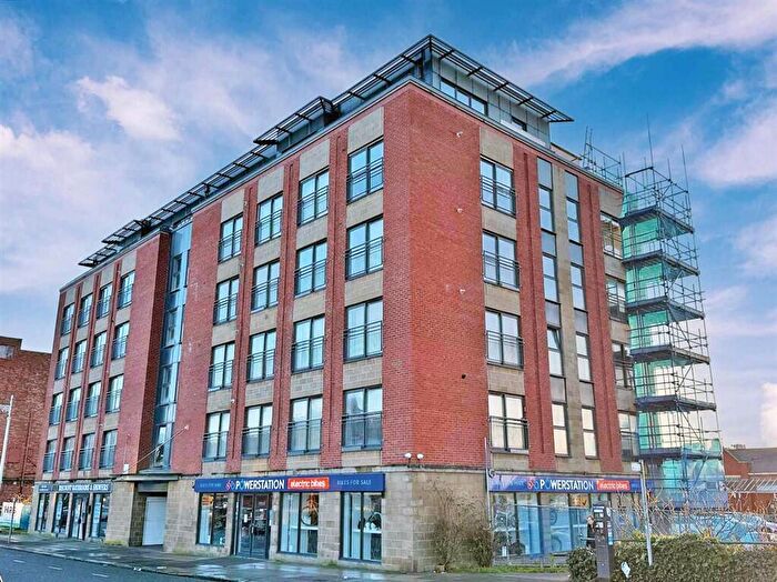 2 Bedroom Flat For Sale In The Anchorage, Southport, PR8