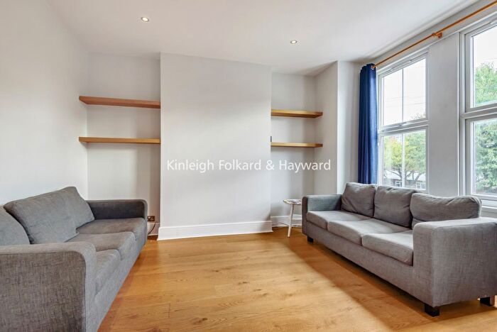 4 Bedroom Flat To Rent In Renmuir Street, London, SW17