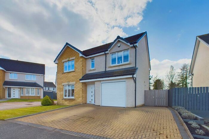 4 Bedroom Detached House For Sale In Curriefield View, Motherwell, ML1