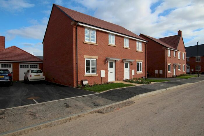 3 Bedroom Semi-Detached House To Rent In Challenger Road, Cheltenham, GL3