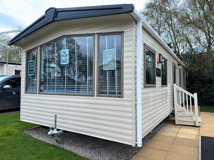 2 Bedroom Park Home For Sale In Ribble Valley Country And Leisure Park, BB7