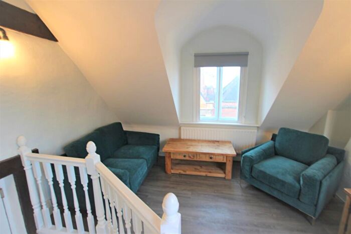 2 Bedroom Apartment To Rent In Flat C, Goose Gate, NG1