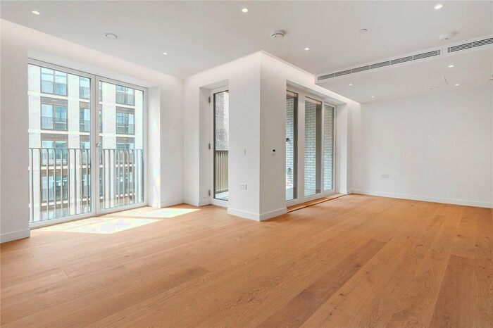 1 Bedroom Flat To Rent In Phoenix Place, London, WC1X
