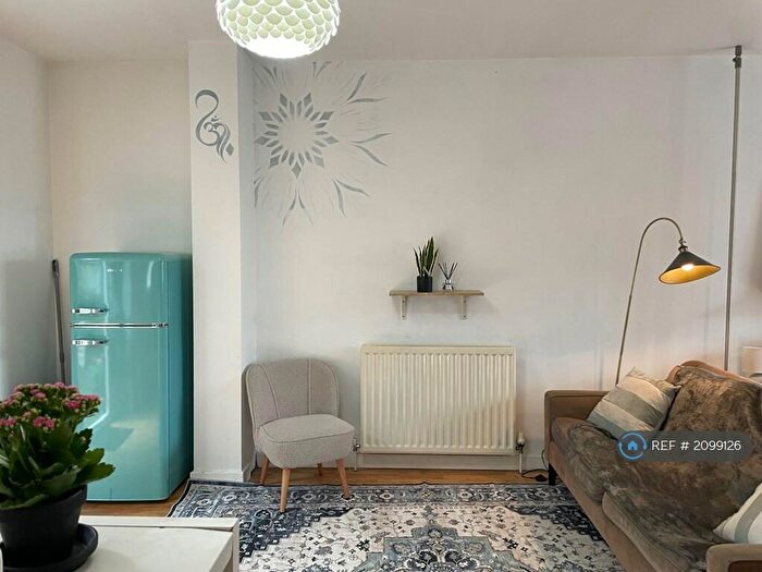 Studio To Rent In Hatcham Park Mews, London, SE14