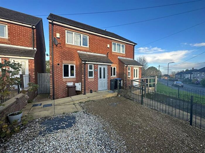 2 Bedroom Terraced House For Sale In Collinfield Rise, Bradford, BD6