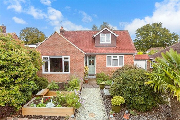 3 Bedroom Chalet For Sale In Luxford Drive, Crowborough, East Sussex, TN6