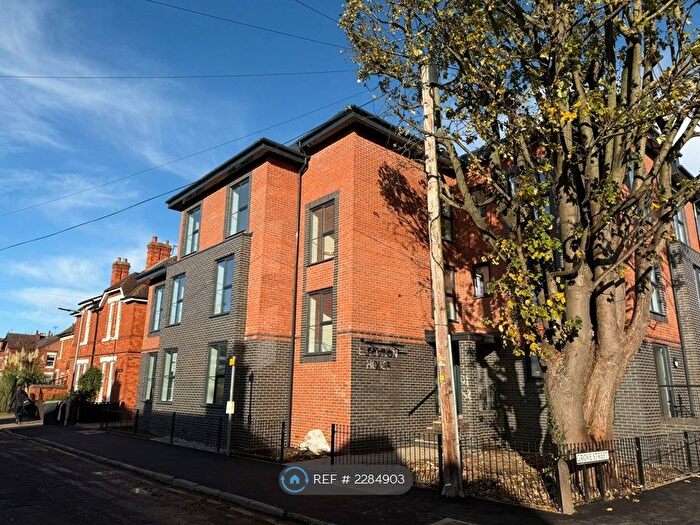 1 Bedroom Flat To Rent In Beeston, Beeston, Nottingham, NG9