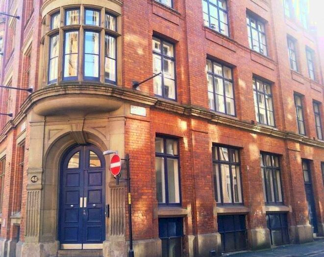2 Bedroom Property To Rent In Princess Street, Manchester, Greater Manchester, M1