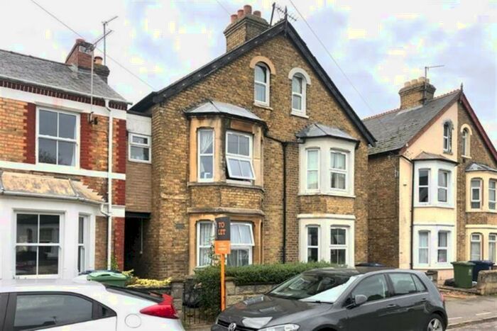 5 Bedroom Terraced House To Rent In Hurst Street, Cowley, Oxford, Oxfordshire, OX4