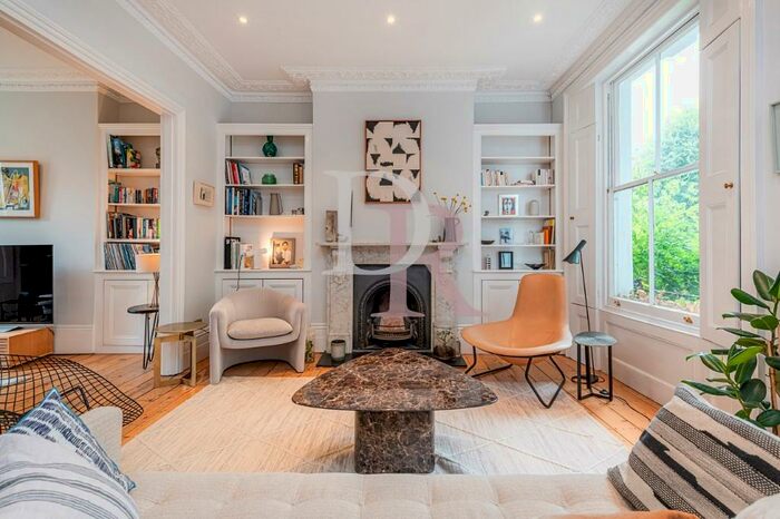 4 Bedroom Semi-Detached House To Rent In Northchurch Road, London, N1