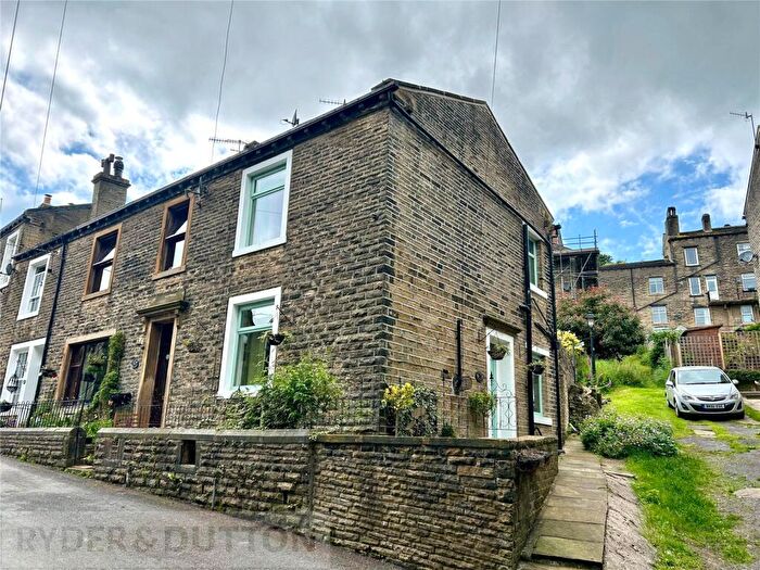2 Bedroom End Of Terrace House To Rent In Luddenden, Halifax, West Yorkshire, HX2