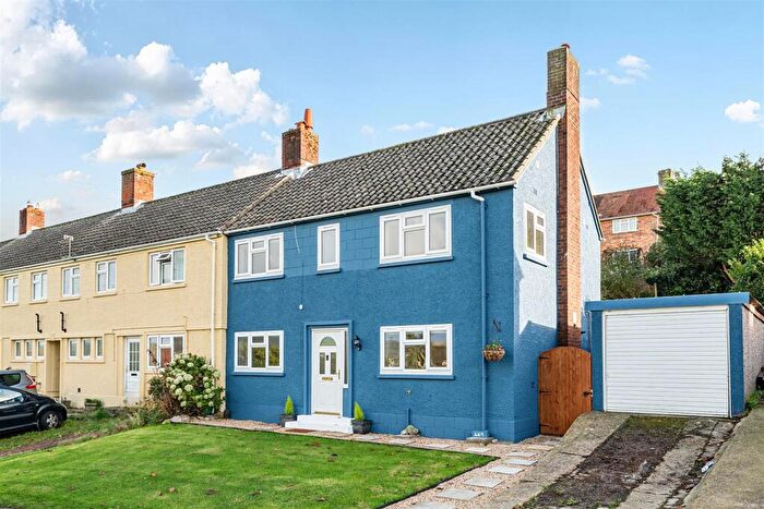 3 Bedroom House For Sale In High Street, Swanage, BH19