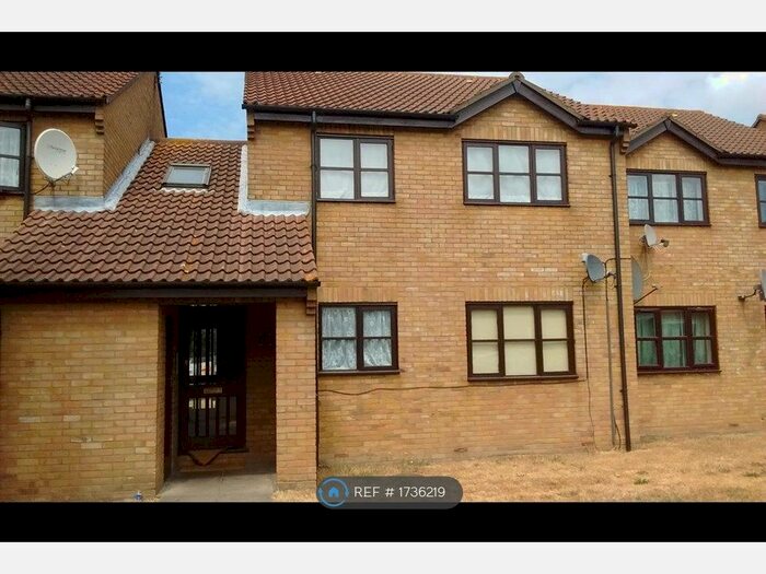 1 Bedroom Flat To Rent In Harlington, Harlington, Hayes, UB3