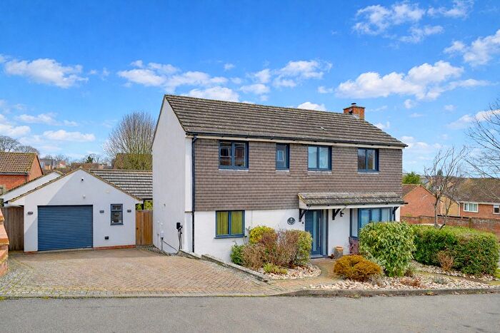 4 Bedroom Detached House For Sale In Sorrel Close, Royston, SG8