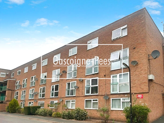 2 Bedroom Flat To Rent In The Danes, Basingstoke, RG21