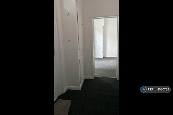 1 Bedroom Flat To Rent In Southgate Street, Launceston, PL15