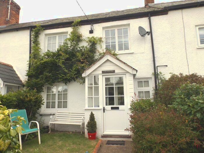 2 Bedroom Cottage To Rent In Lympstone, EX8