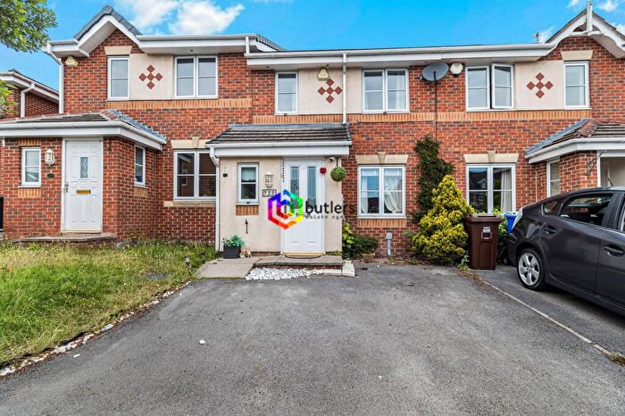 3 Bedroom Terraced House For Sale In Myrtle Springs Drive, Sheffield, S12