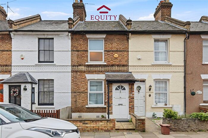3 Bedroom Terraced House For Sale In Harman Road, Enfield, EN1