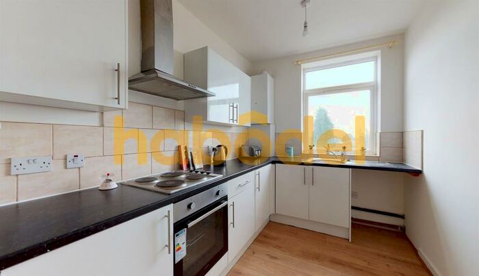 Studio To Rent In Midland Road, Royston, Barnsley, S71