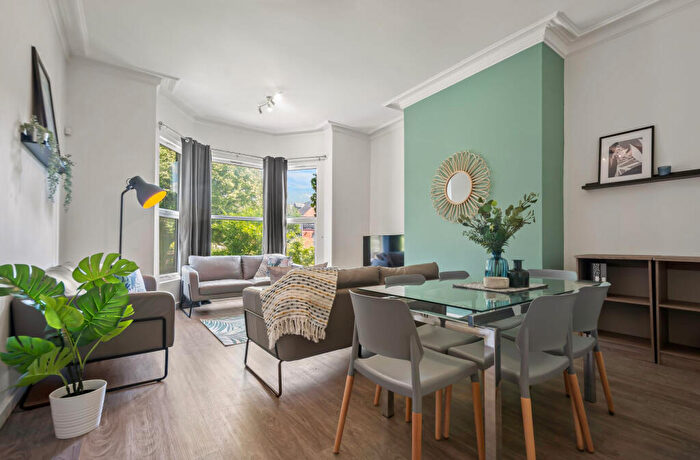 9 Bedroom House To Rent In St Johns Terrace, Leeds, LS3