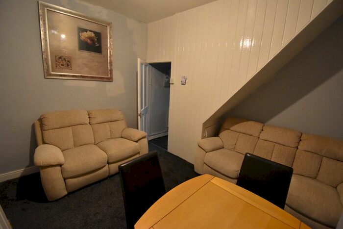 3 Bedroom Terraced House To Rent In Aubrey, Middlesbrough, TS1