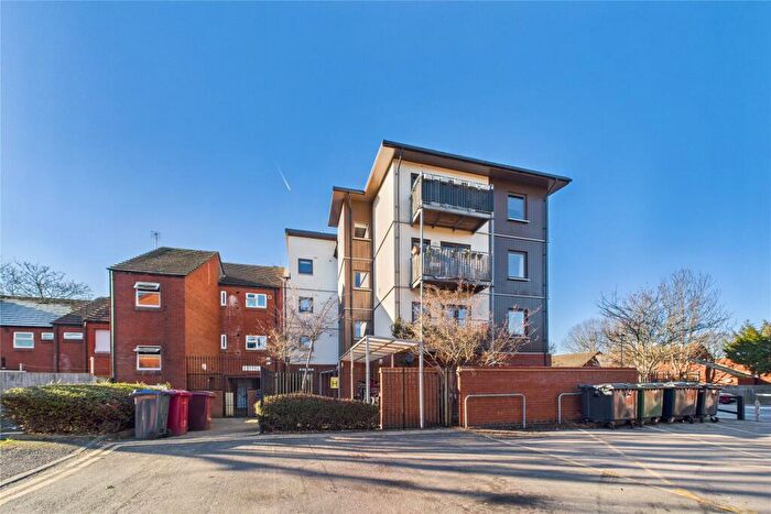 2 Bedroom Apartment For Sale In Sun Street, Reading, Berkshire, RG1