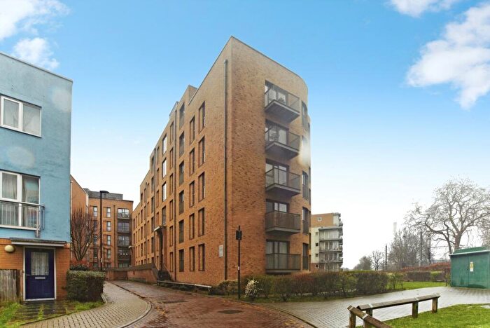1 Bedroom Flat For Sale In Connersville Way, Croydon, Surrey, CR0