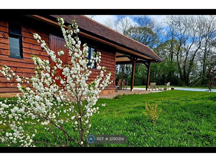 1 Bedroom Bungalow To Rent In Pearsons Green Road, Tonbridge, TN12