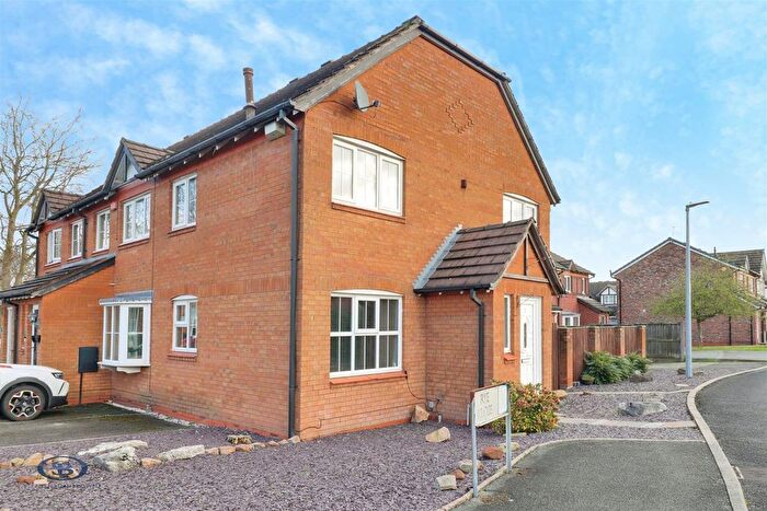 3 Bedroom End Of Terrace House For Sale In Cranford Mews, Alsager, ST7