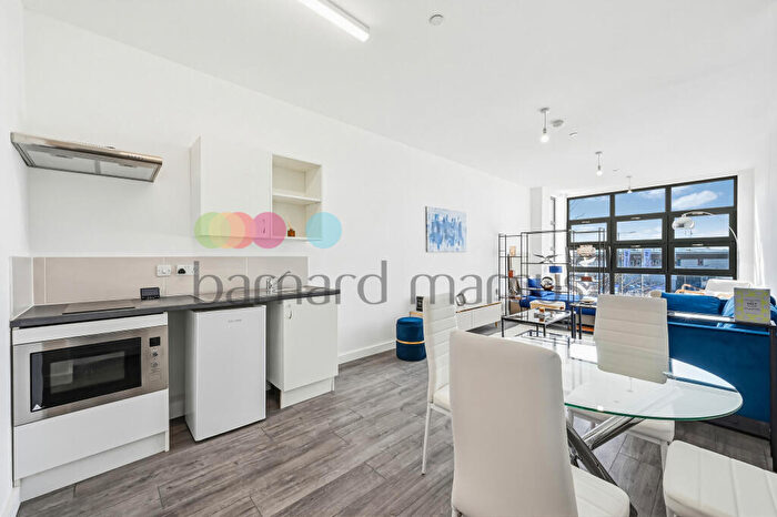 Studio To Rent In Purley Way, Croydon, CR0