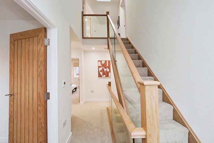 5 Bedroom Detached House For Sale In Commerce Street, Melbourne, Derby, DE73