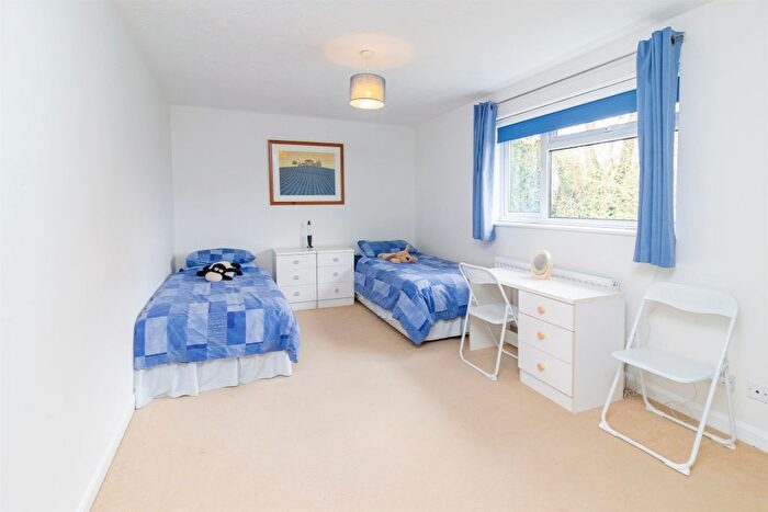 5 Bedroom Detached House For Sale In Camberton Road, Leighton Buzzard, LU7