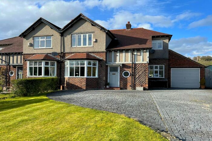 3 Bedroom Semi-Detached House For Sale In Longhurst Lane, Mellor, SK6