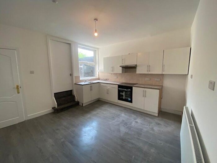 3 Bedroom Terraced House To Rent In Nelson Road, Maltby, S66