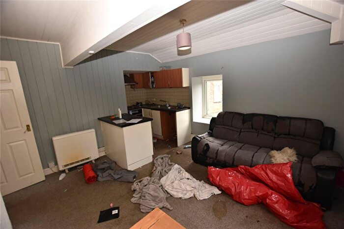 1 Bedroom Flat For Sale In Grange Cottages, Ferrybridge Road, Knottingley, West Yorkshire, WF11