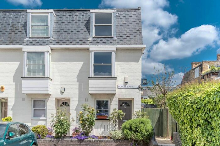 4 Bedroom Flat To Rent In Pooles Lane, Chelsea, London, SW10
